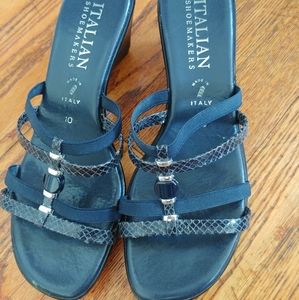 NWOT Italian Shoemakers Navy Sandals Slide Ons